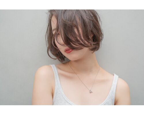7B250946-DEAA-43F1-A71D-406F1FEE748D